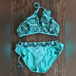 Time & Tru Sz L Turqoise Bikini